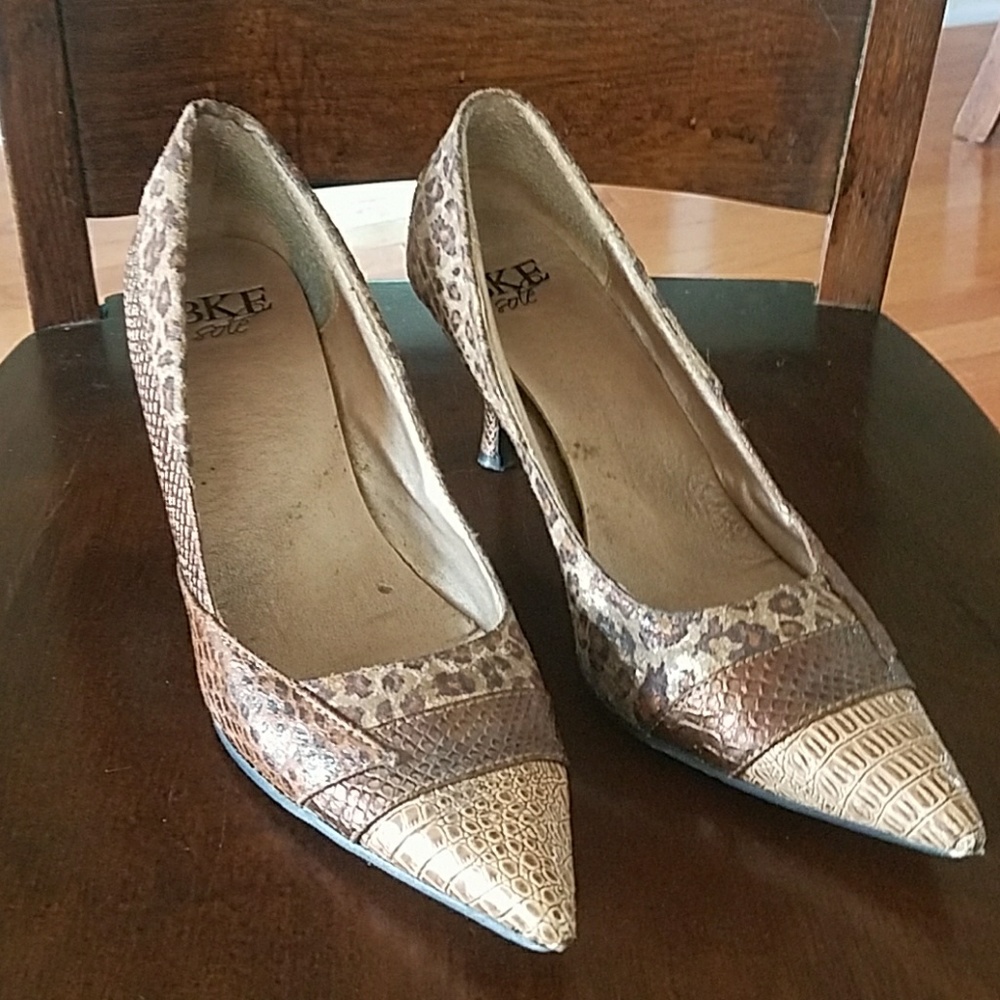 Unique BKE Heels